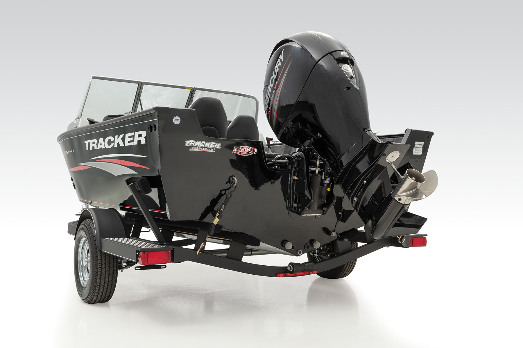 2019 PRO GUIDE V-175 WT - TRACKER Deep V Multi-Species Boat