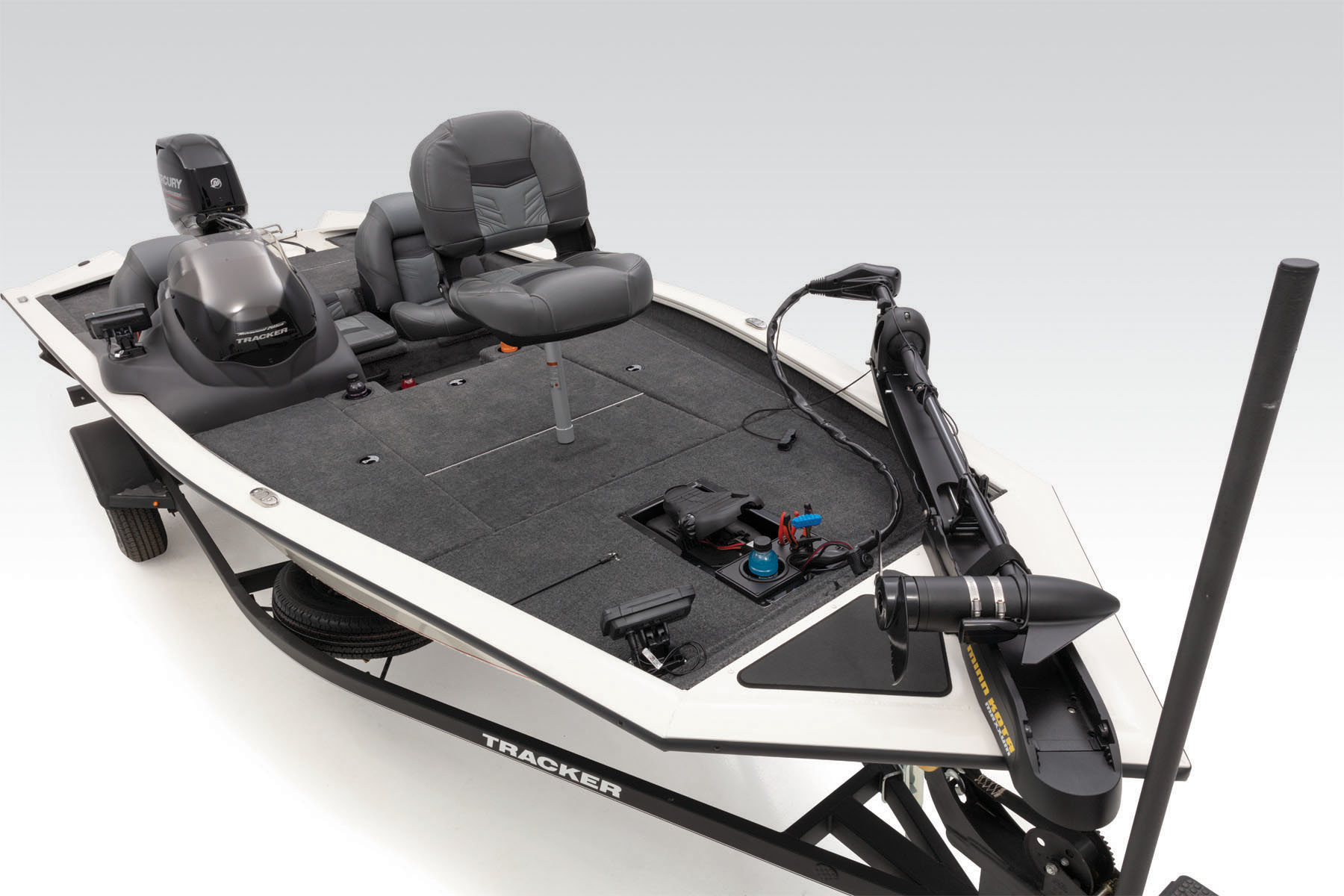 2019 PRO TEAM 175 TXW Tournament Edition - TRACKER Mod V Bass Boat