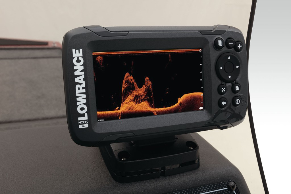 BASS TRACKER Classic XL TRACKER Mod V Bass Boat