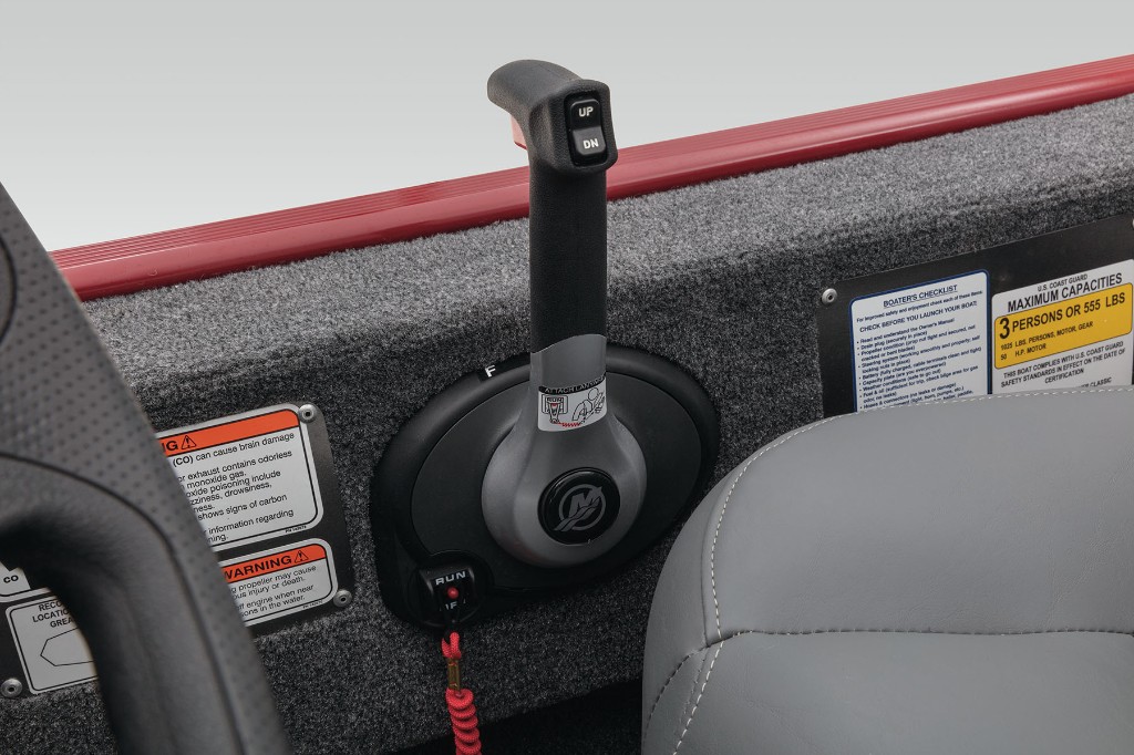 BASS TRACKER Classic XL TRACKER Mod V Bass Boat