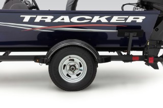 2020 PRO 170 - TRACKER Mod V Bass Boat