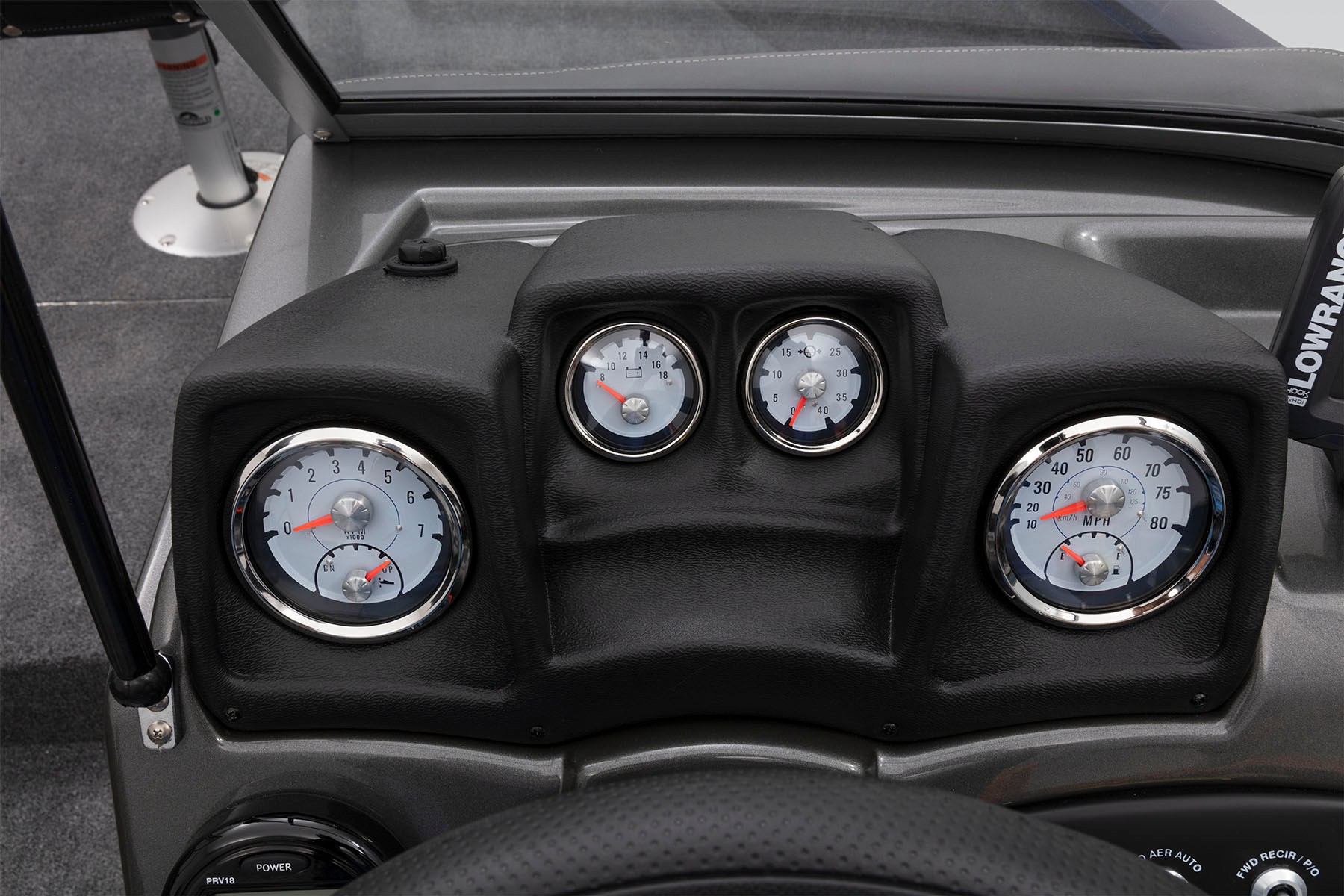 PRO GUIDE V-175 Combo - TRACKER Deep V Fish and Ski Boat