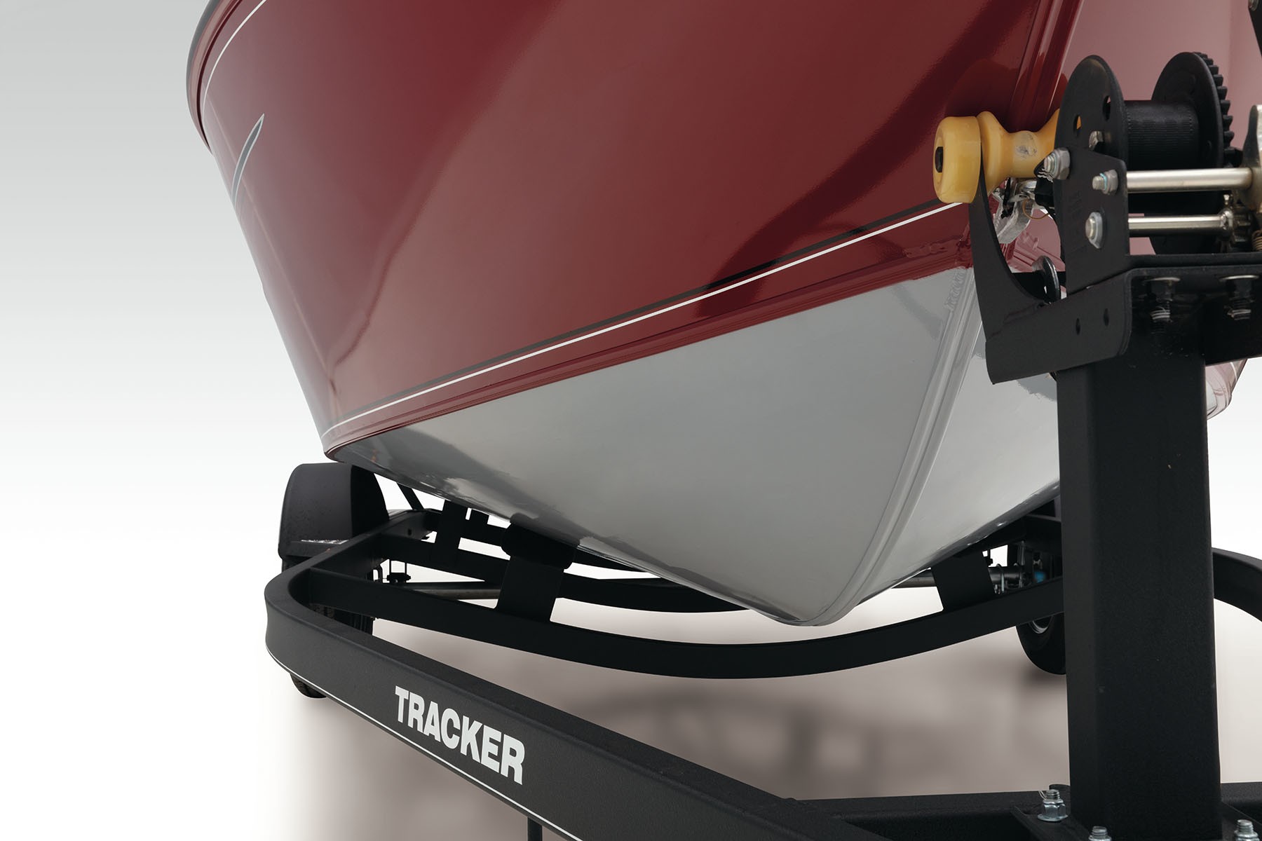 2020 PRO GUIDE V-175 SC - TRACKER Deep V Multi-Species Boat