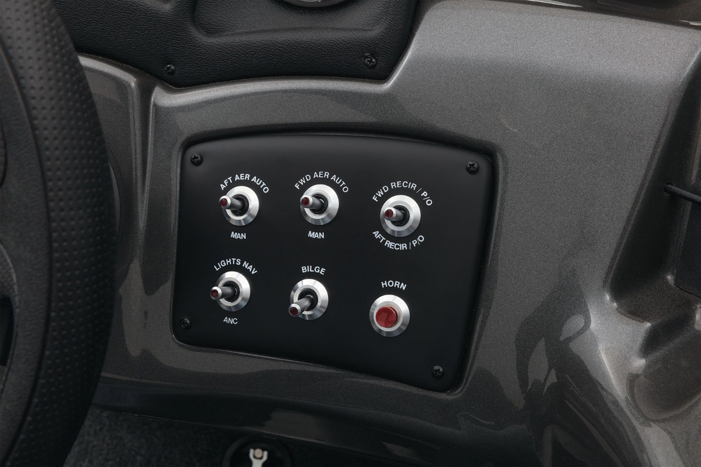 2020 PRO GUIDE V-175 SC - TRACKER Deep V Multi-Species Boat
