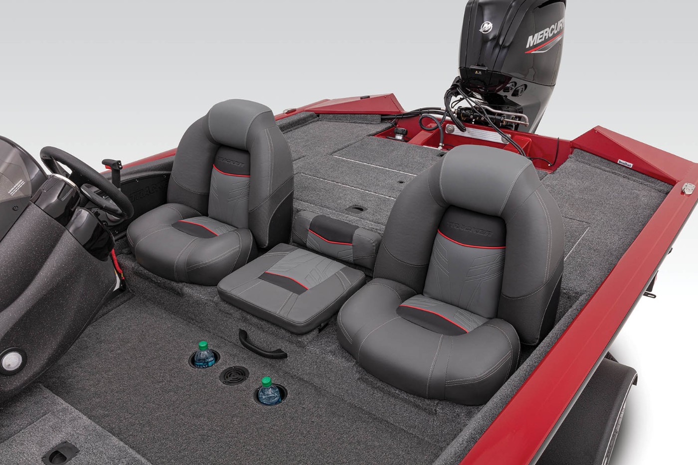 PRO TEAM 175 TXW Tournament Edition TRACKER Mod V Bass Boat