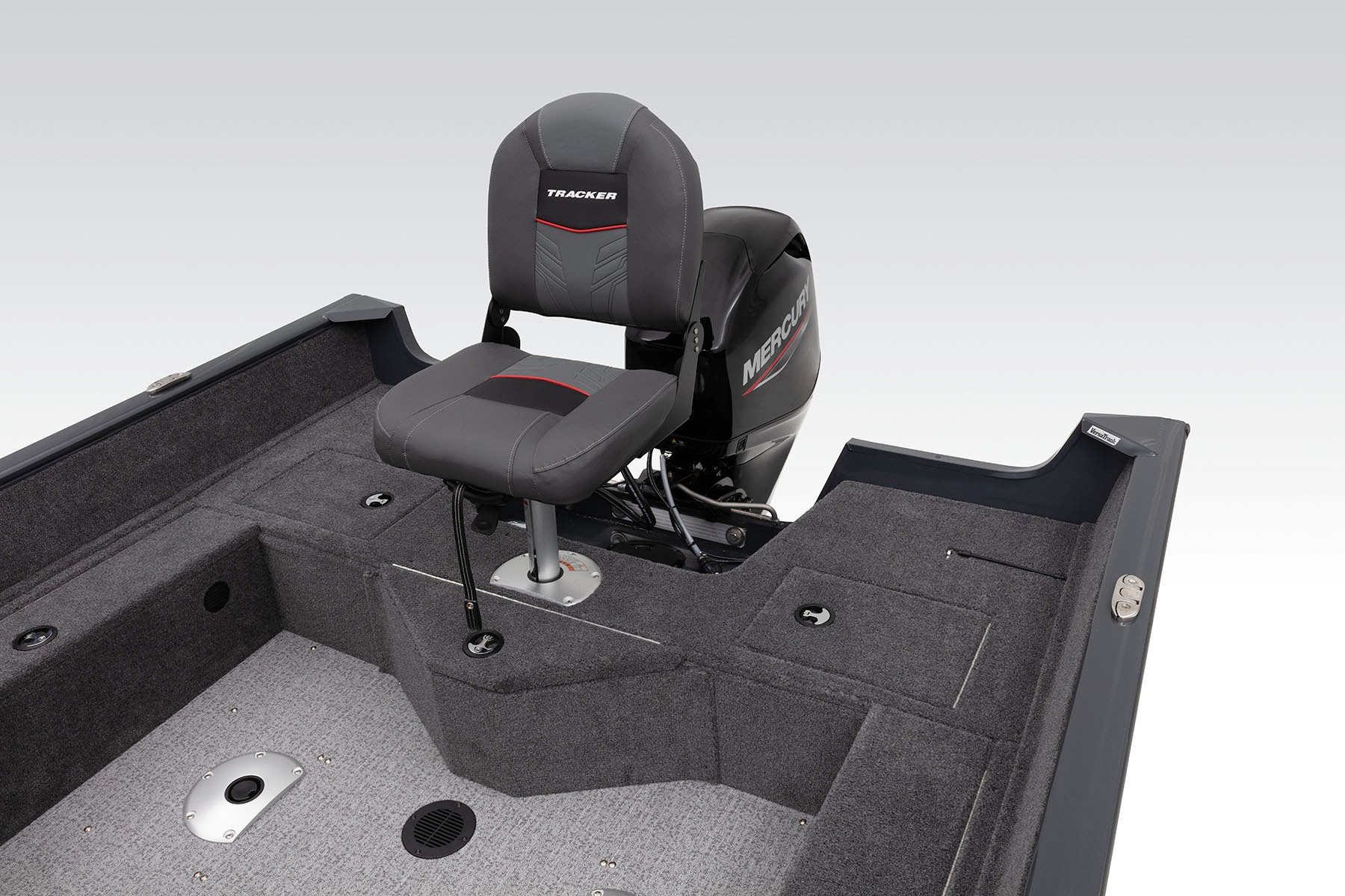 PRO GUIDE V-16 SC - TRACKER Deep V Multi-Species Boat