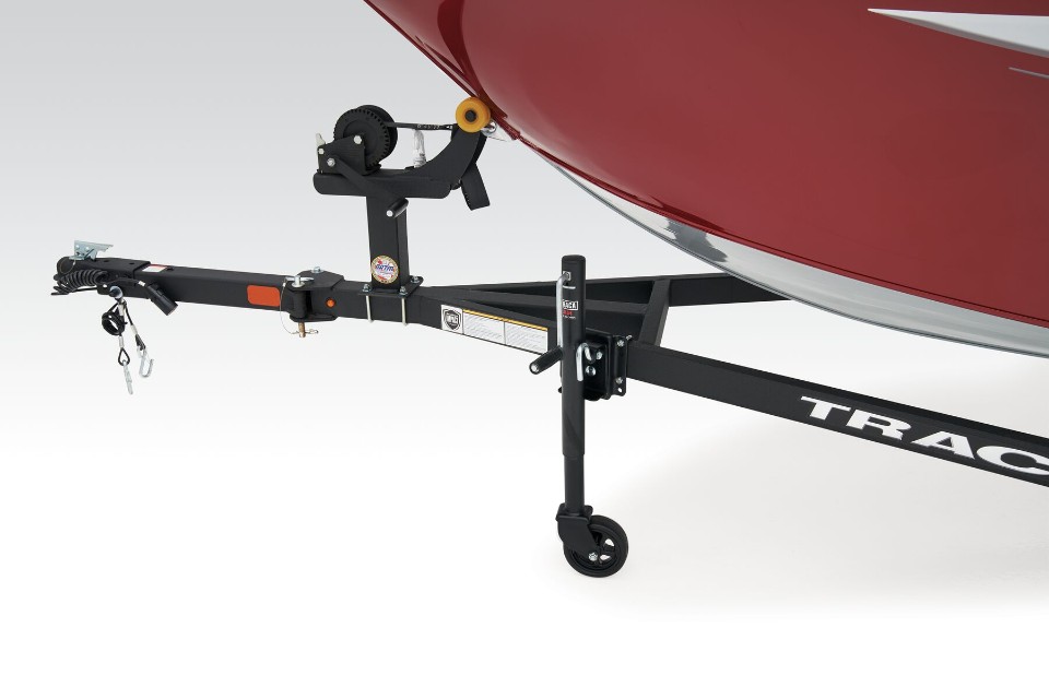 PRO GUIDE V-16 WT - TRACKER Deep V Fishing Boat